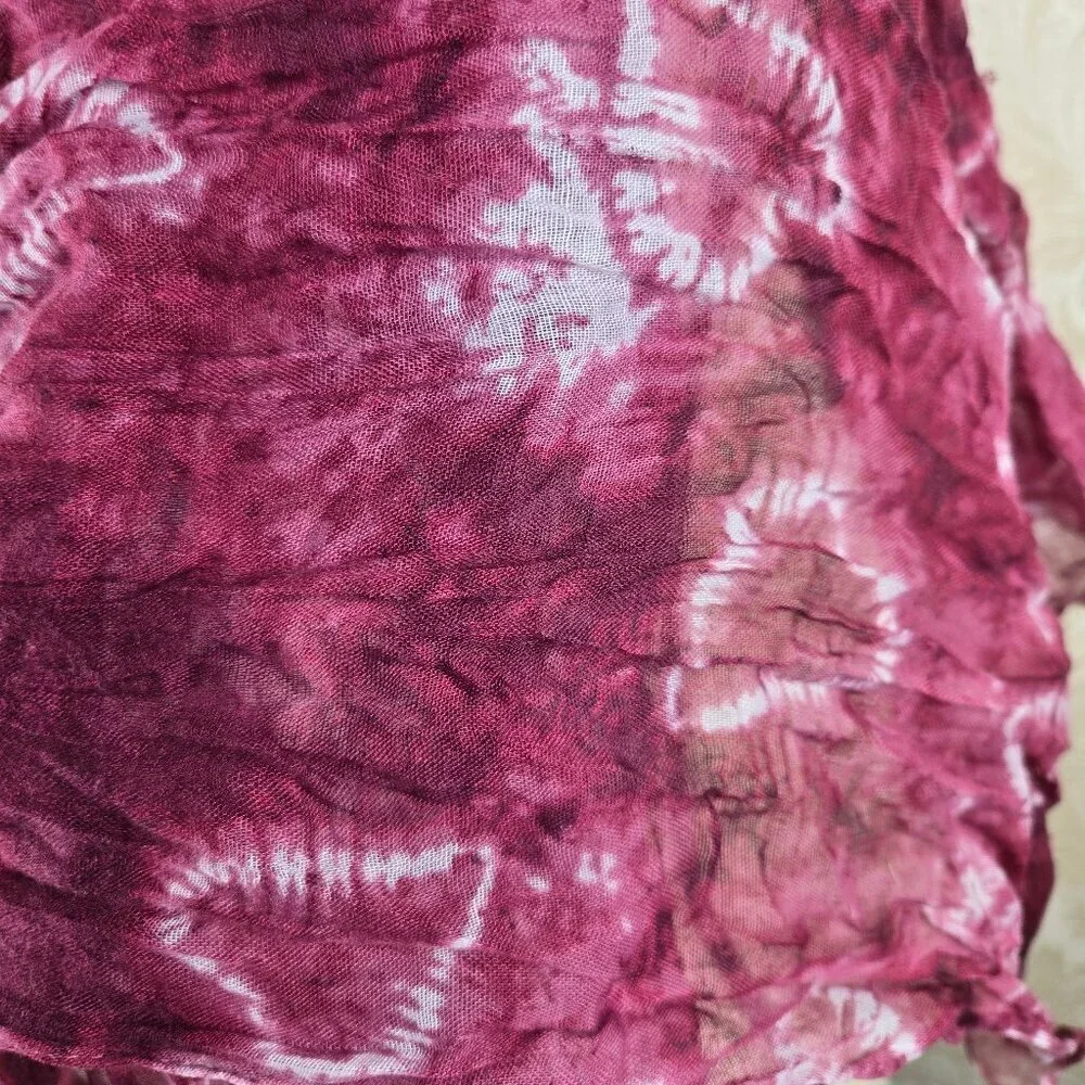 Miley Cyrus Max Azria Pink White Tie Dye Scarf Heart Pattern Lightweight